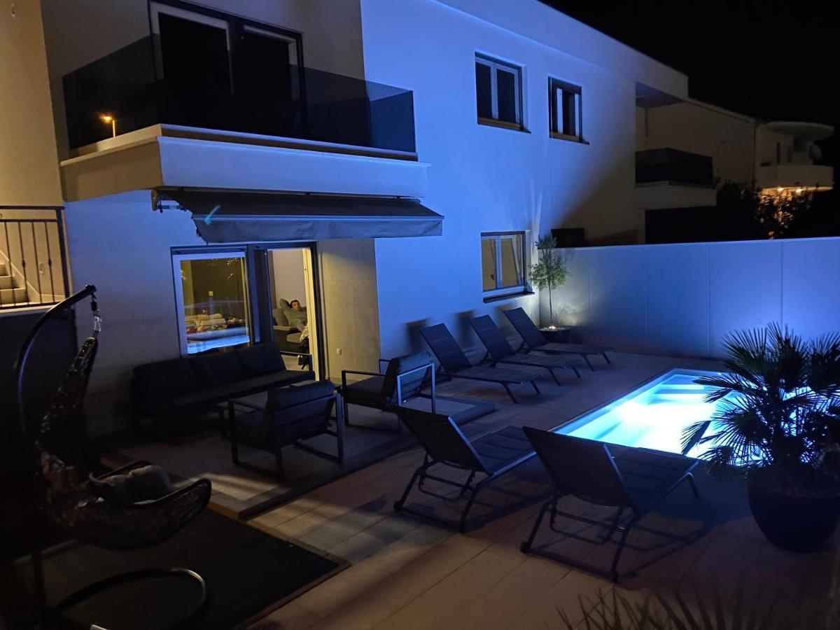 Holiday Home Miriam Kastela With A Private Pool المظهر الخارجي الصورة